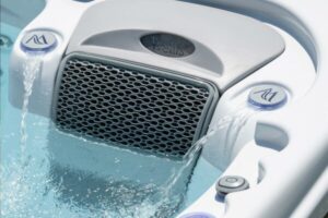 Lugano Life Hot Tub 12