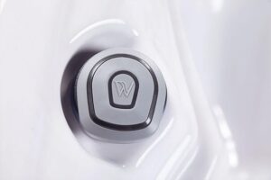 Lugano Life Hot Tub 16