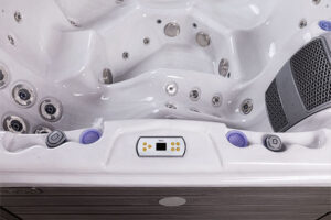 Lugano Life Hot Tub 18