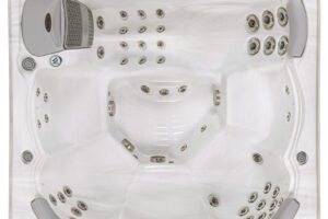 Lugano Life Hot Tub 3