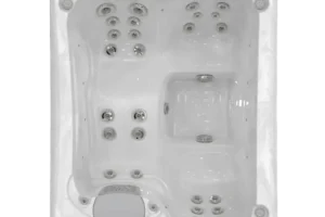 Manhattan Life Hot Tub Image
