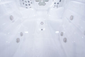 Danube_Riverjet_Swimspa_05_1200x1200-600x600