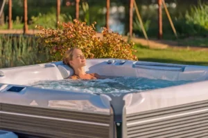 Everest Life Hot Tub 18