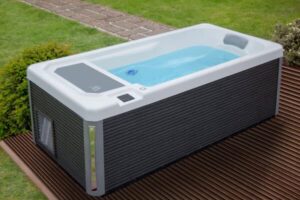 Iceland_cold_plunge-tub_sideview3-600x600