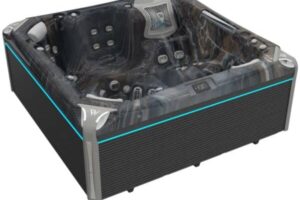 Kilimanjaro Life Hot Tub 3
